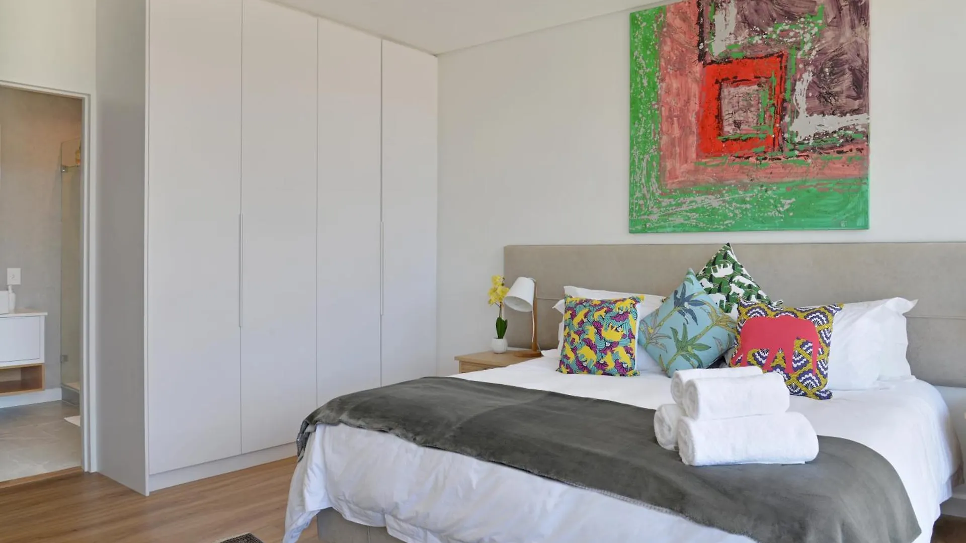 Appartement Modern Designer Penthouse With Panoramic Views Amanda à Le Cap