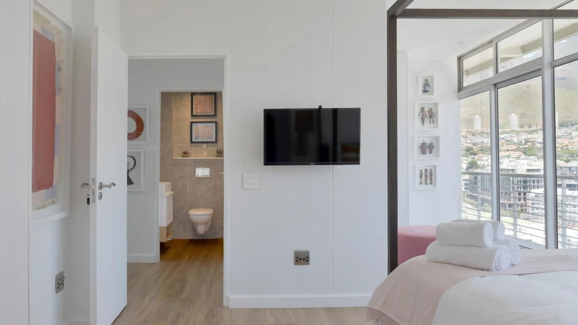 Appartement Modern Designer Penthouse With Panoramic Views Amanda à Le Cap